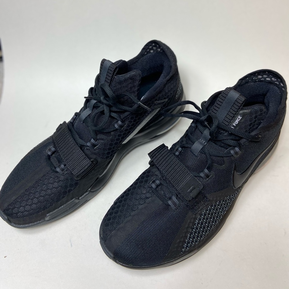 Size 11 Air Force Max Black